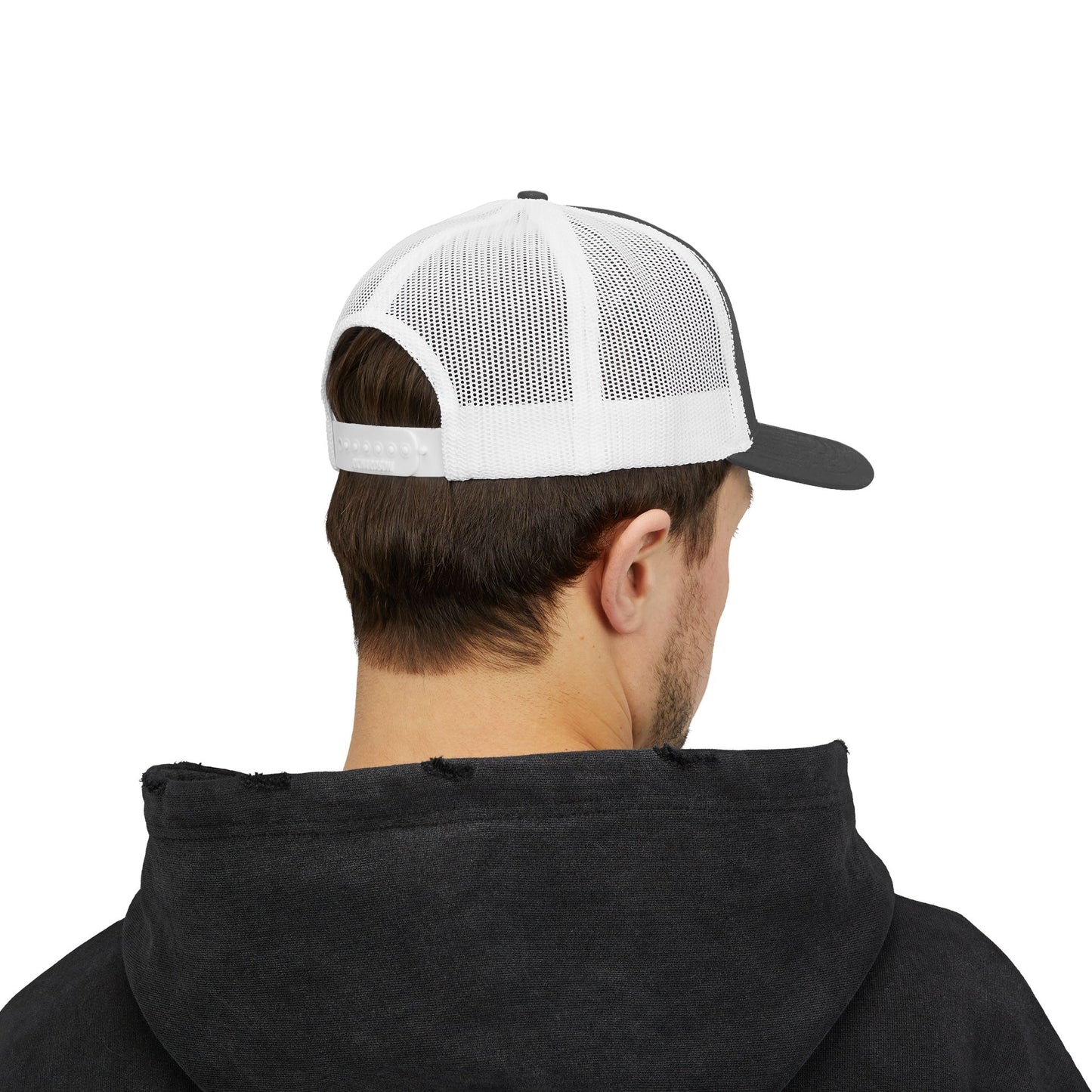 Outdoors Grunge Trucker Cap - Vintage Hunting Logo Snapback