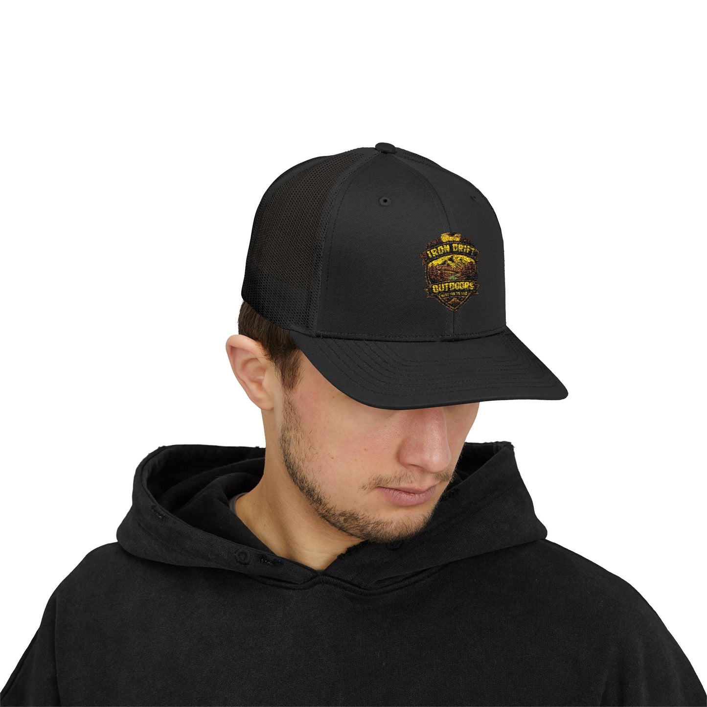 Outdoors Grunge Trucker Cap - Vintage Hunting Logo Snapback