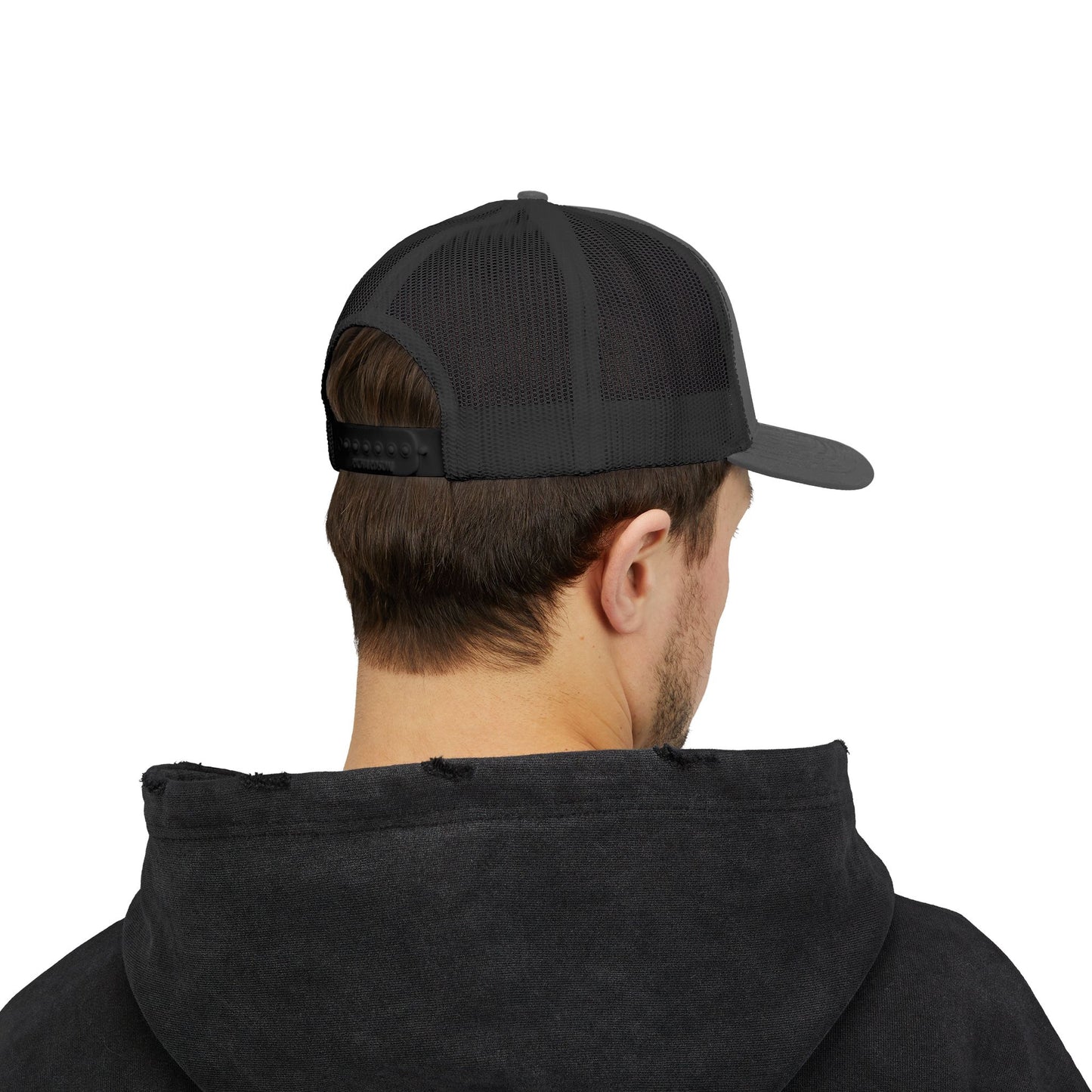 Outdoors Grunge Trucker Cap - Vintage Hunting Logo Snapback